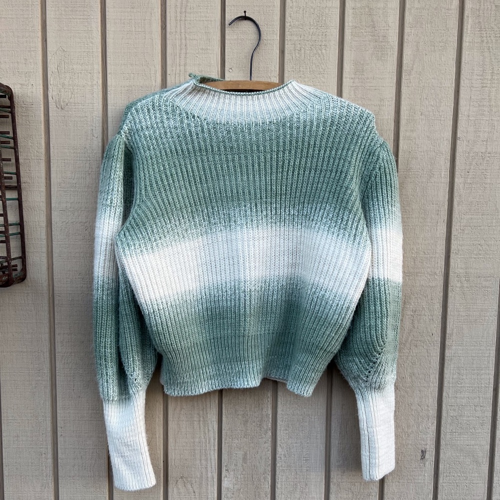 Vintage pull over sweater